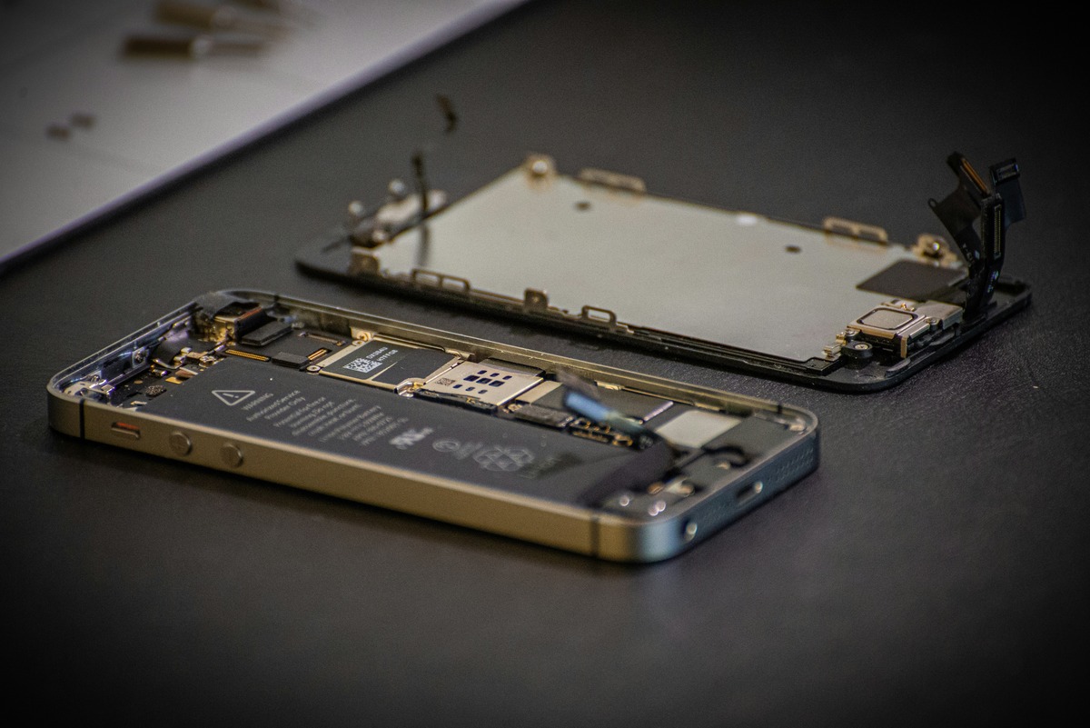 iPhone Repair Shop in Hyderabad